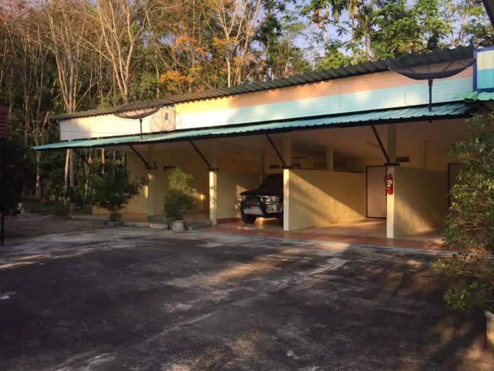 Song Pee Nong Resort Phattalung 帕他仑 外观 照片